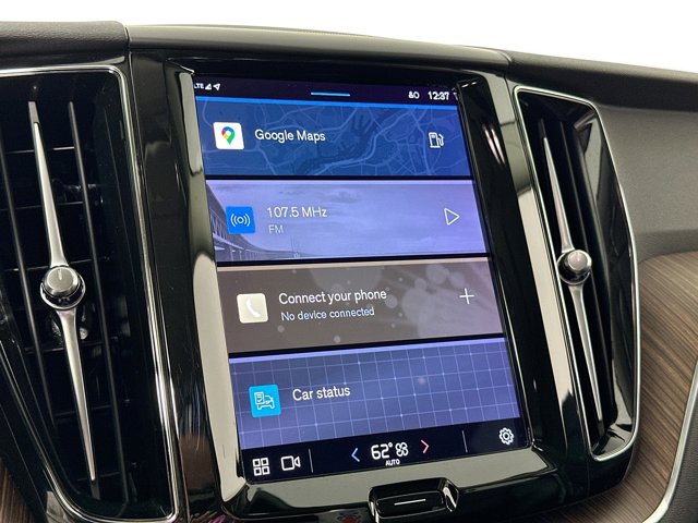 2022 Volvo XC60 Momentum Image 20 of 30