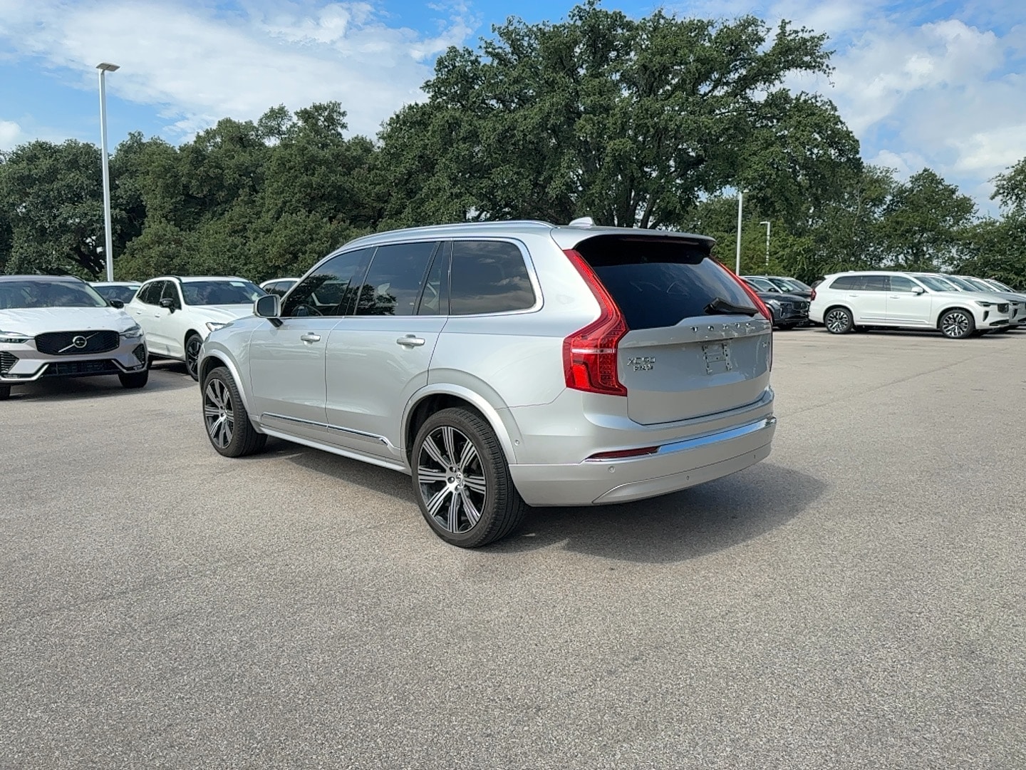 2022 Volvo XC90 Inscription Image 6 of 25