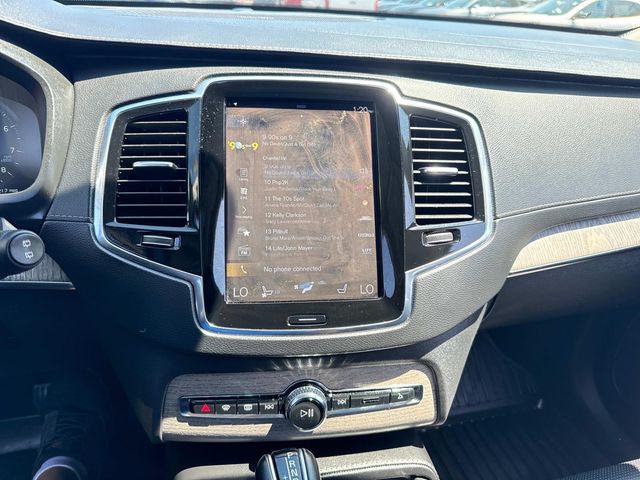 2022 Volvo XC90 Inscription Image 22 of 36
