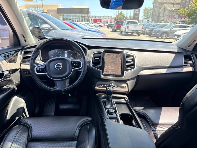 2022 Volvo XC90 Inscription Image 15 of 36