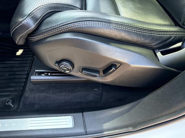 2022 Volvo XC90 Inscription Image 30 of 36