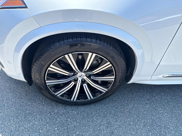 2022 Volvo XC90 Inscription Image 10 of 36