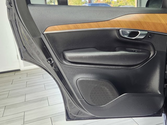 2022 Volvo XC90 Recharge Plug-In Hybrid Inscription Expression Image 20 of 23