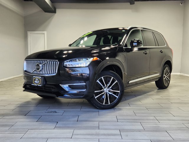 2022 Volvo XC90 Recharge Plug-In Hybrid Inscription Expression Image 1 of 23
