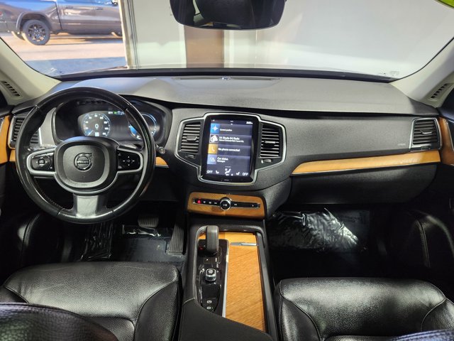 2022 Volvo XC90 Recharge Plug-In Hybrid Inscription Expression Image 14 of 23