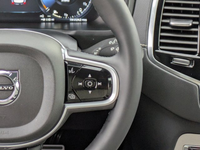 2022 Volvo XC90 Recharge Plug-In Hybrid R-Design Image 34 of 34