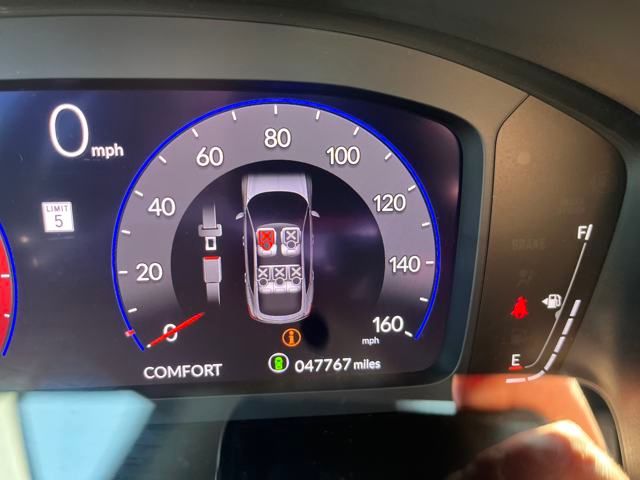 Vehicle image 15 of 28