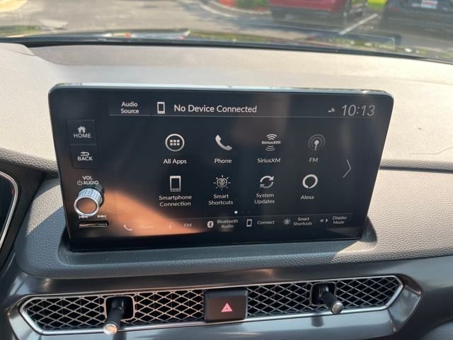 Vehicle image 24 of 31