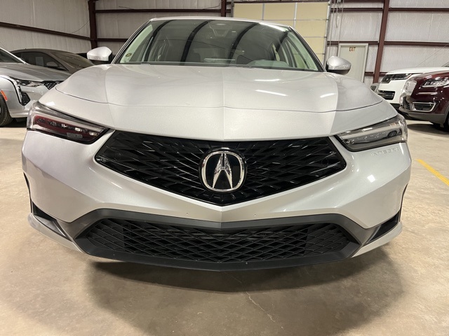 Vehicle image 26 of 30