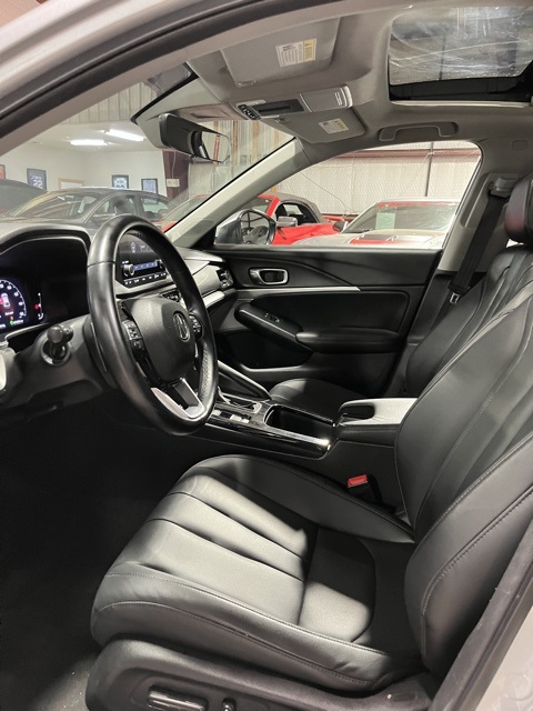 Vehicle image 11 of 30