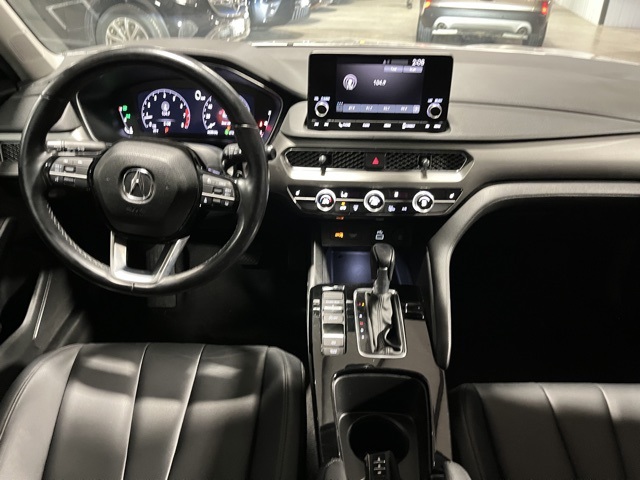 Vehicle image 12 of 30