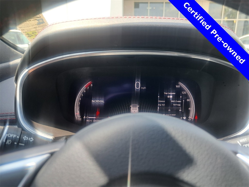 Vehicle image 16 of 29