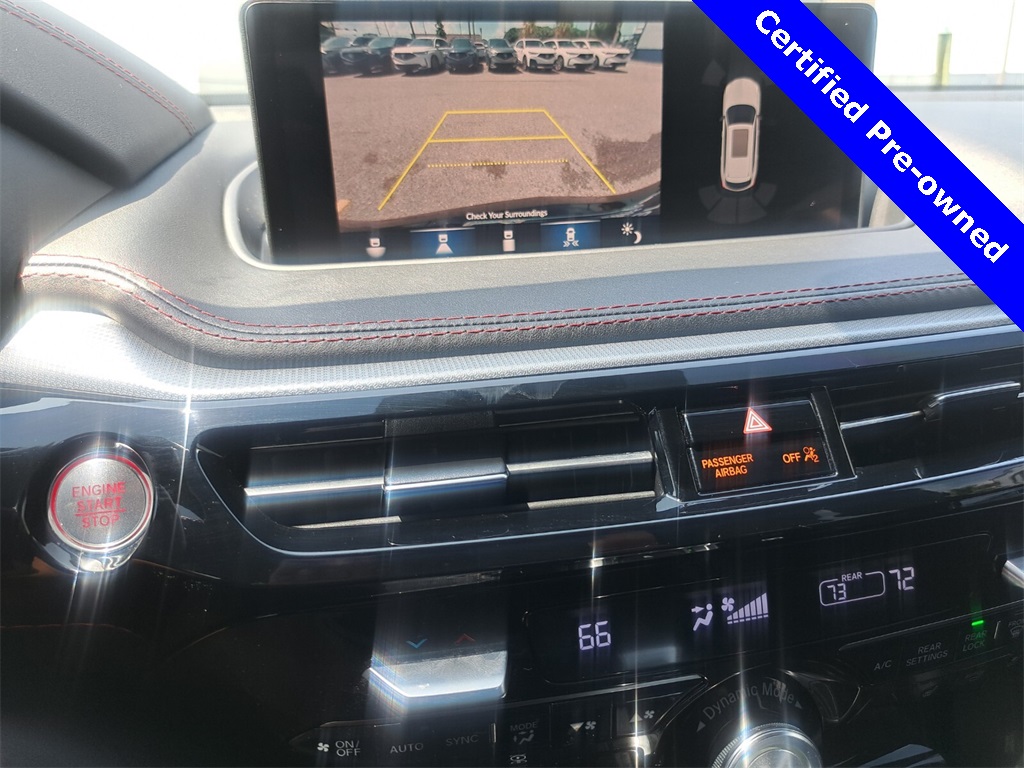 Vehicle image 17 of 29