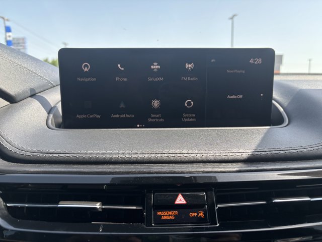 Vehicle image 26 of 40