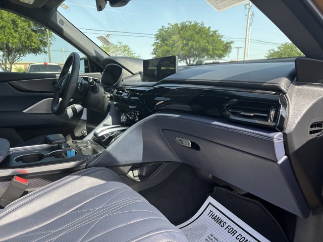 Vehicle image 20 of 40