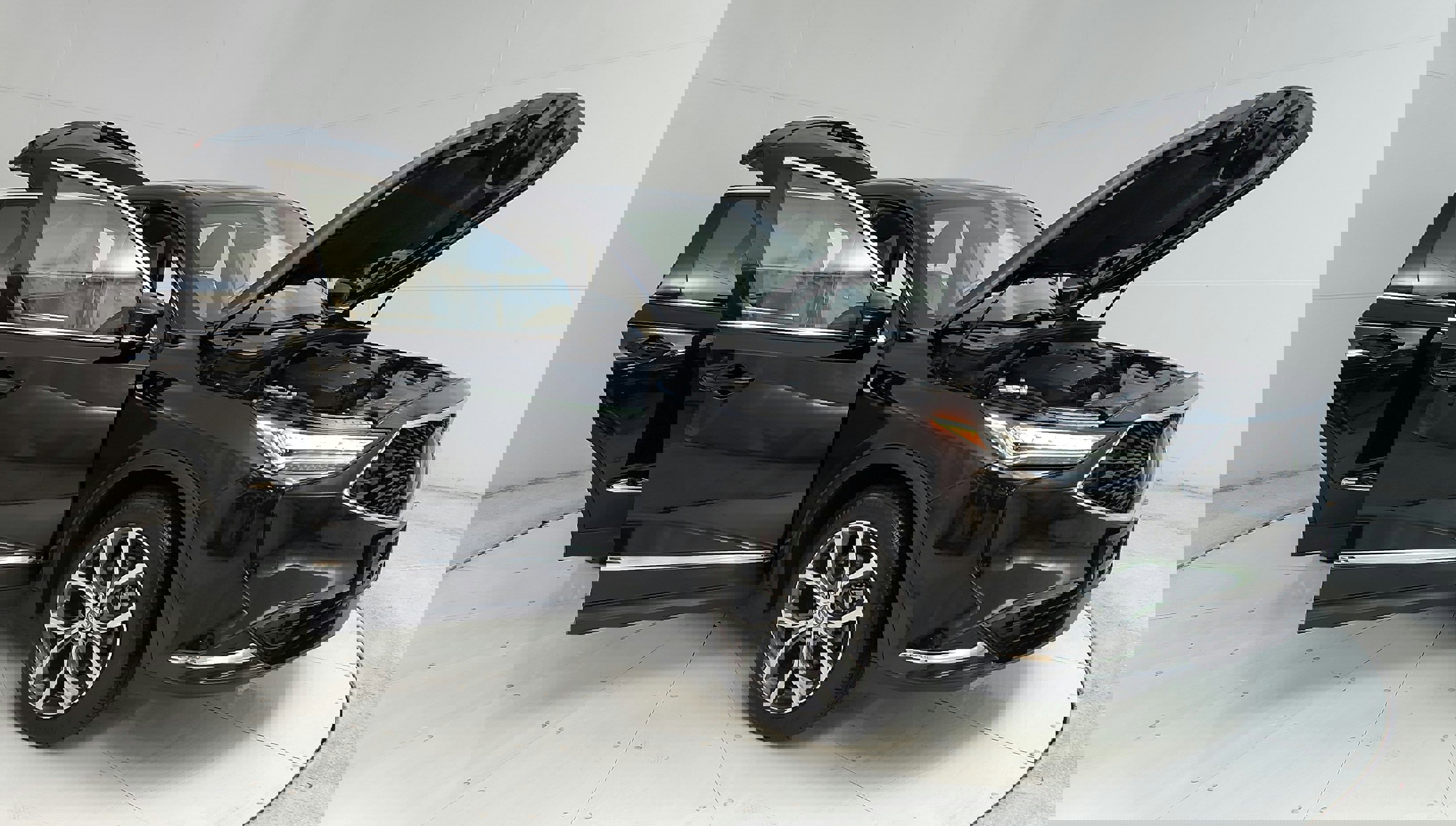 Vehicle image 9 of 38