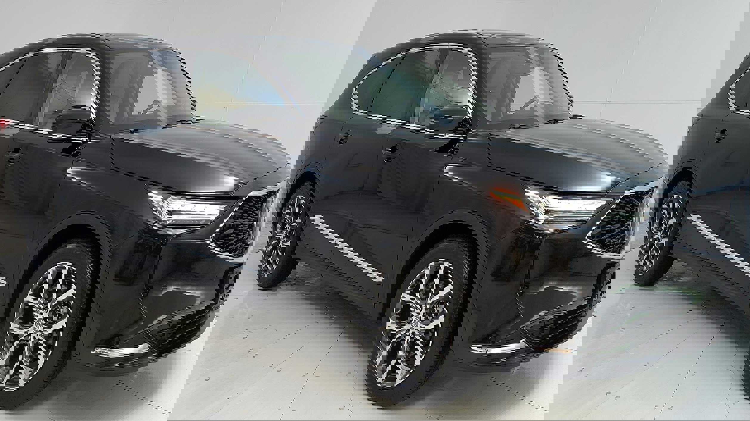 Vehicle image 7 of 38