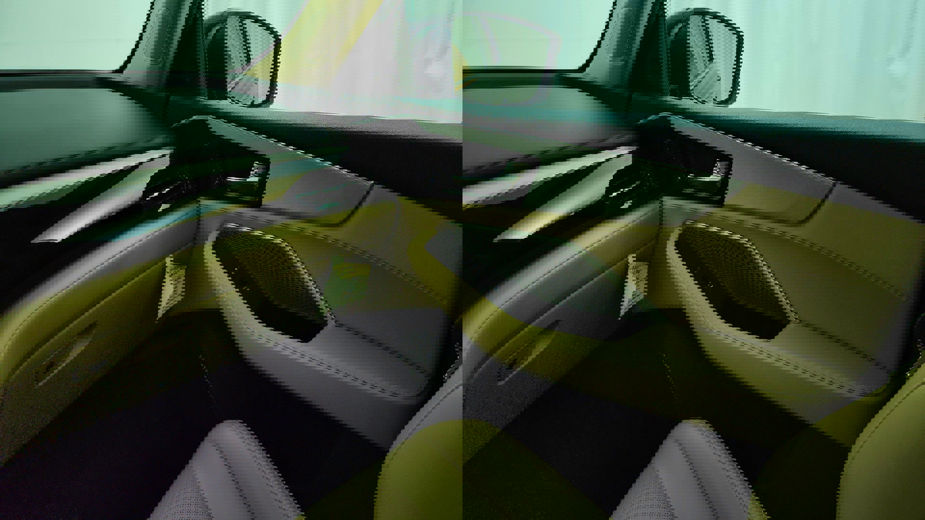Vehicle image 30 of 38