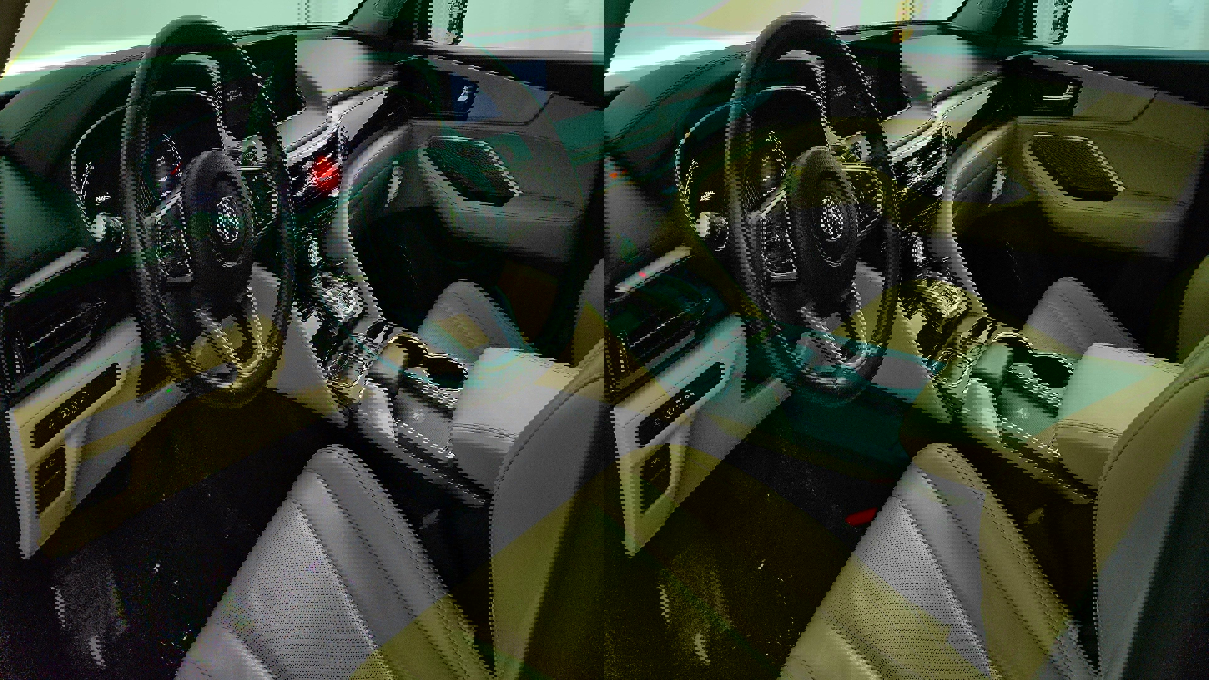 Vehicle image 29 of 38