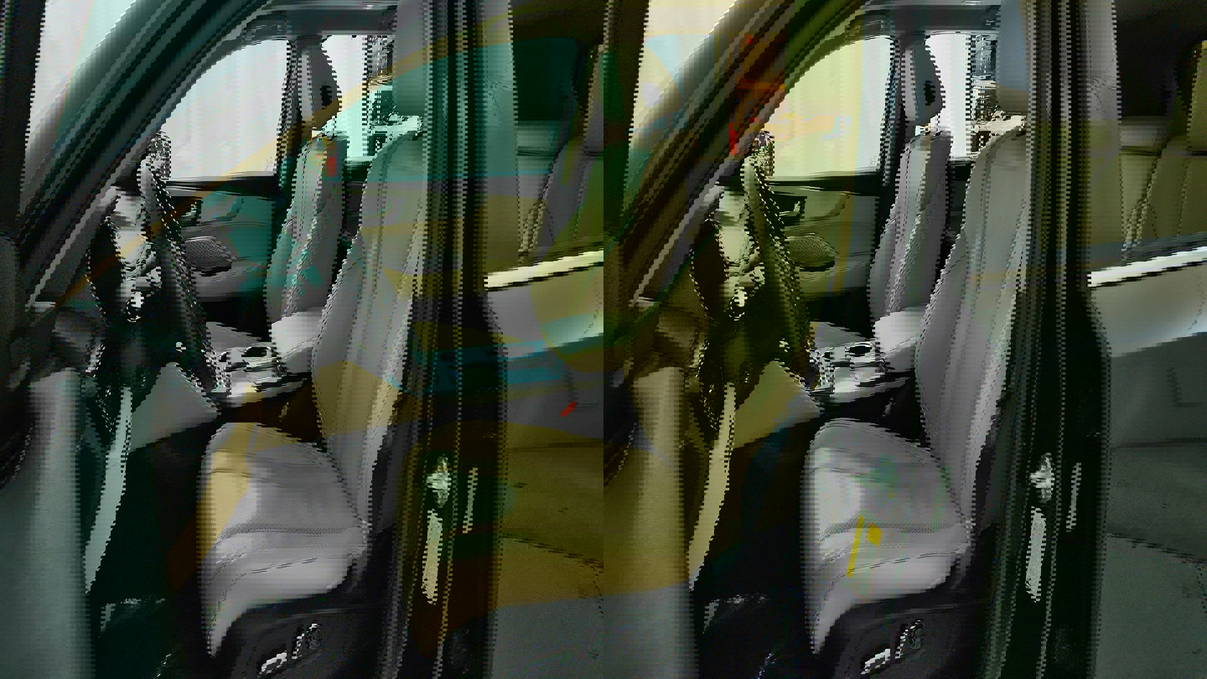 Vehicle image 24 of 38