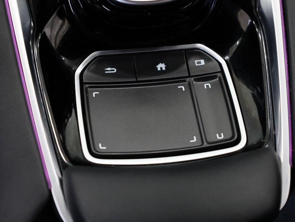 Vehicle image 38 of 41