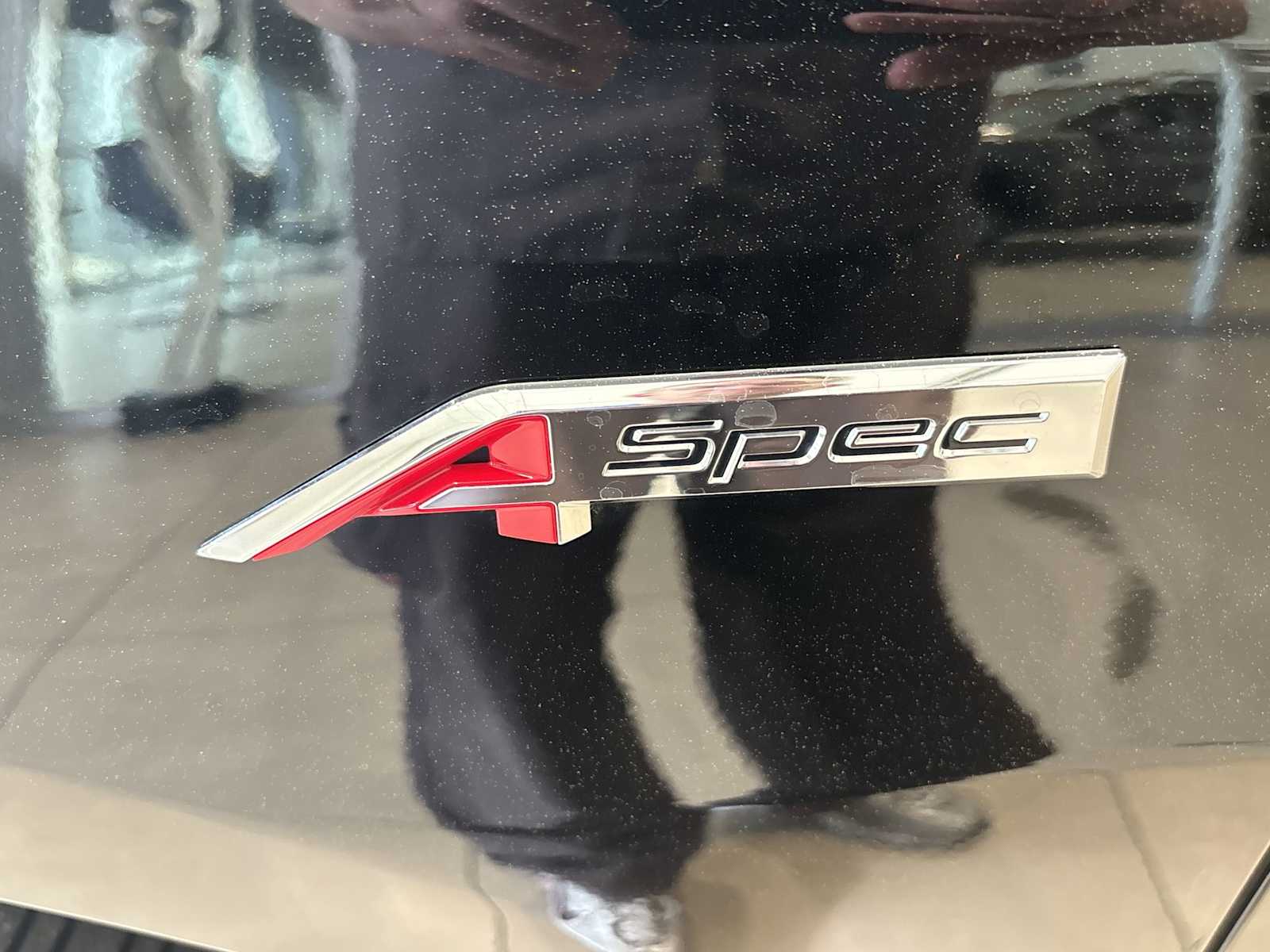 Vehicle image 31 of 42