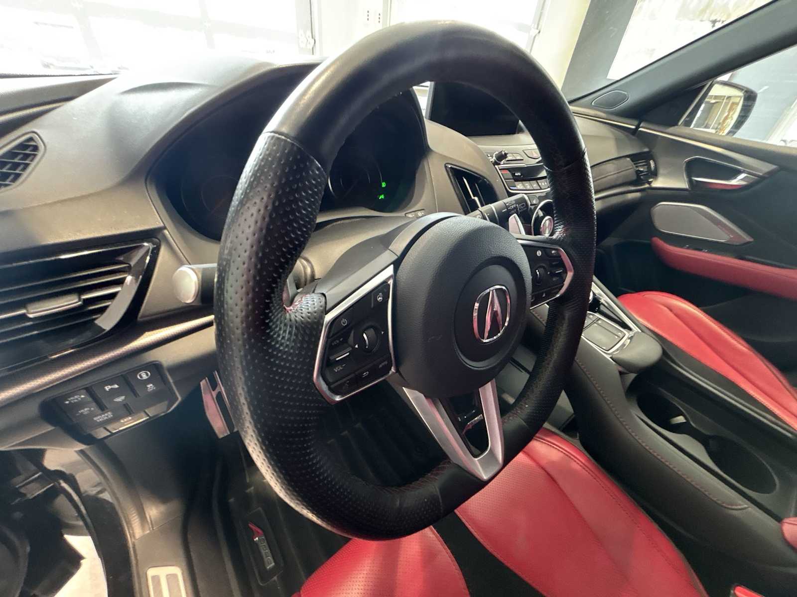 Vehicle image 9 of 42