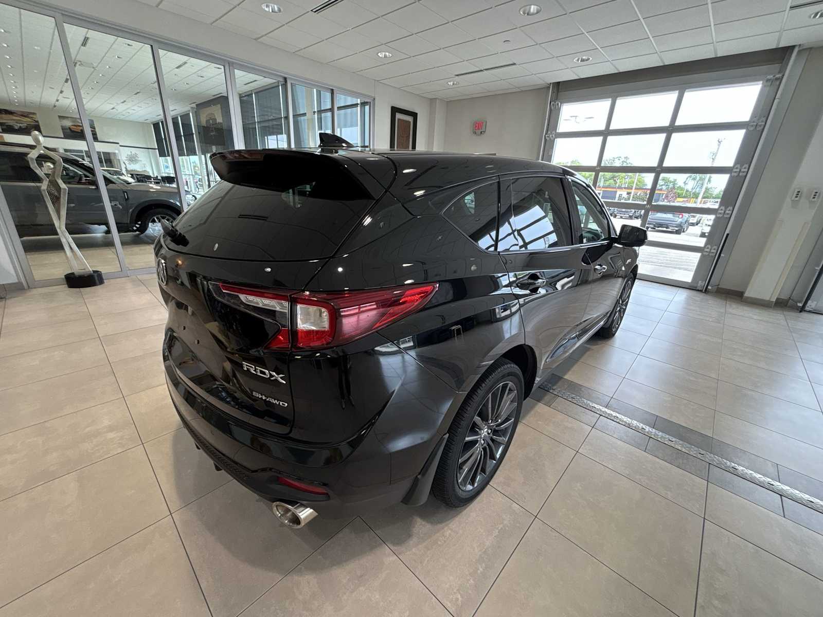 Vehicle image 5 of 42