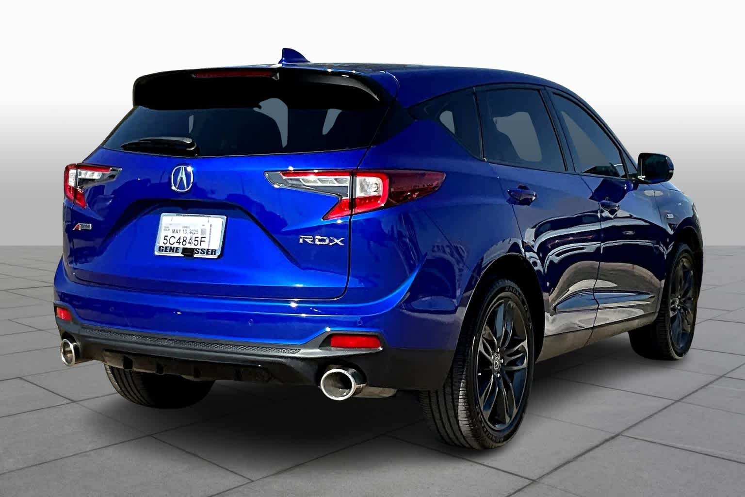 Vehicle image 4 of 35