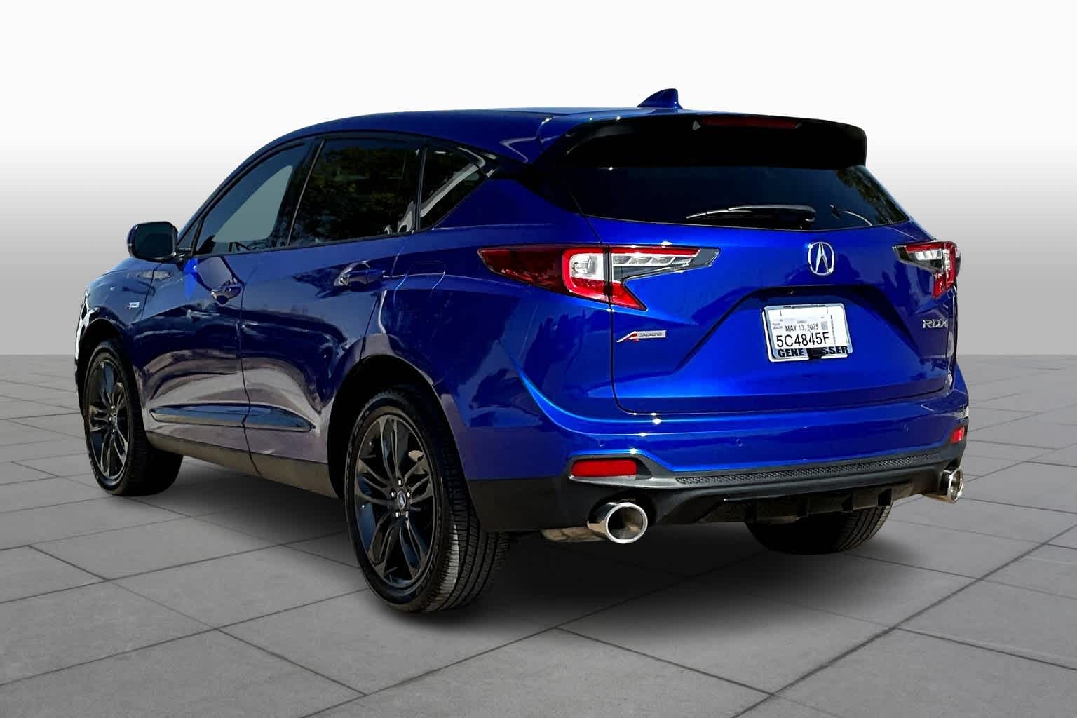 Vehicle image 6 of 35