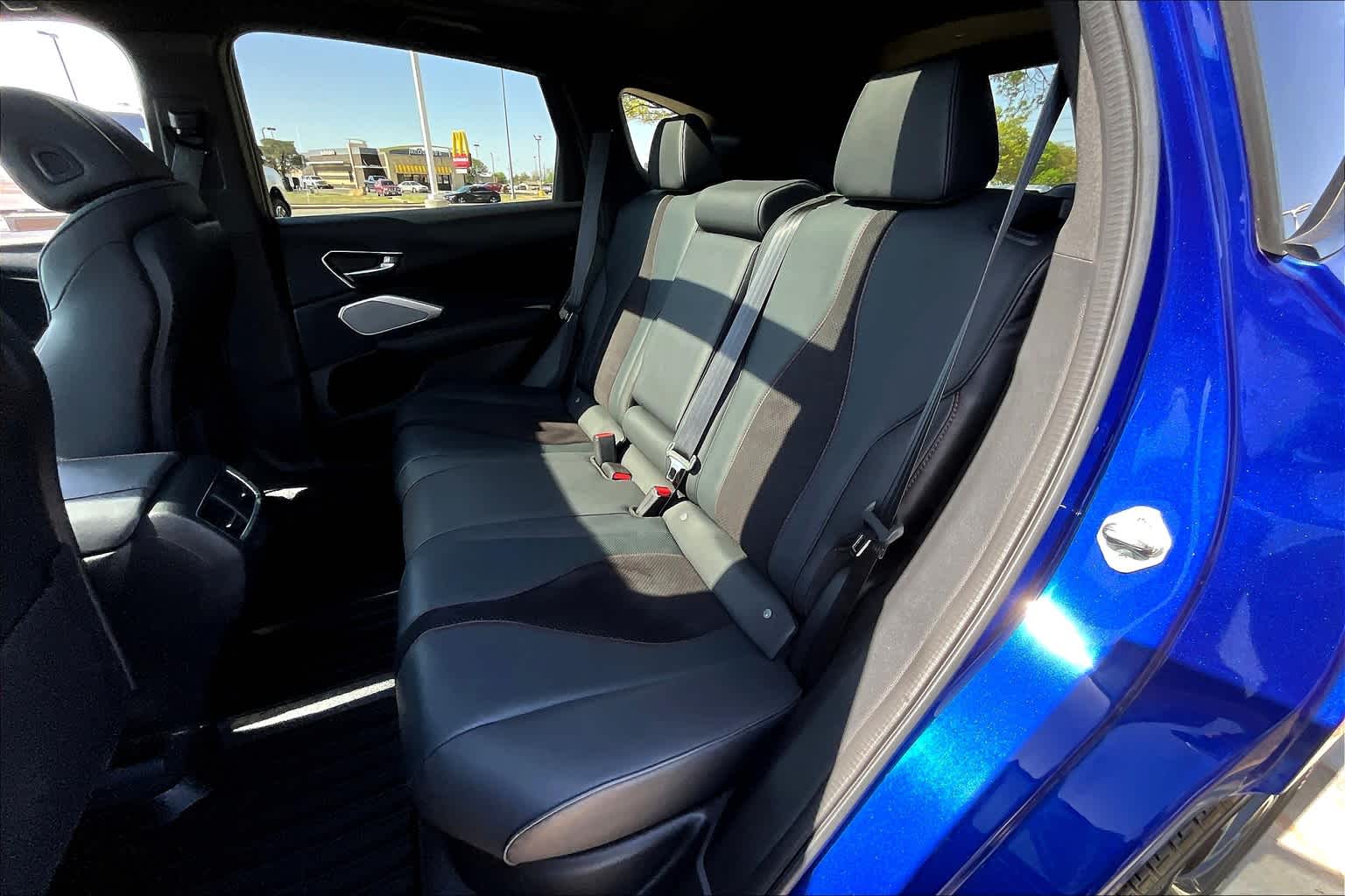 Vehicle image 12 of 35