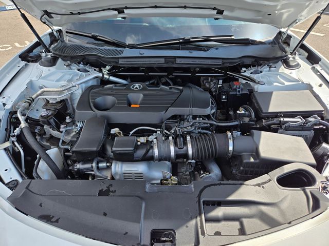 Vehicle image 17 of 47
