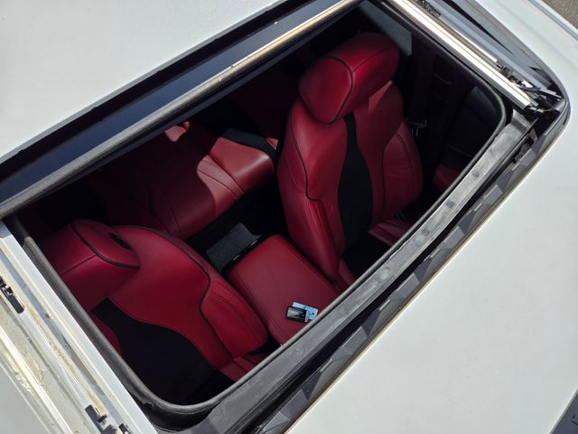 Vehicle image 11 of 47