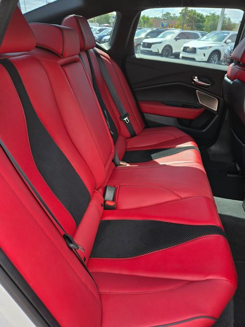 Vehicle image 43 of 47