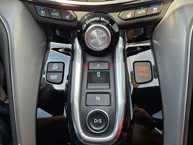 Vehicle image 31 of 47