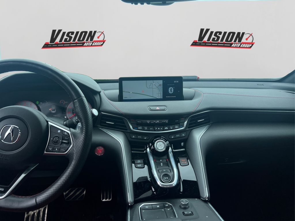 Vehicle image 19 of 40