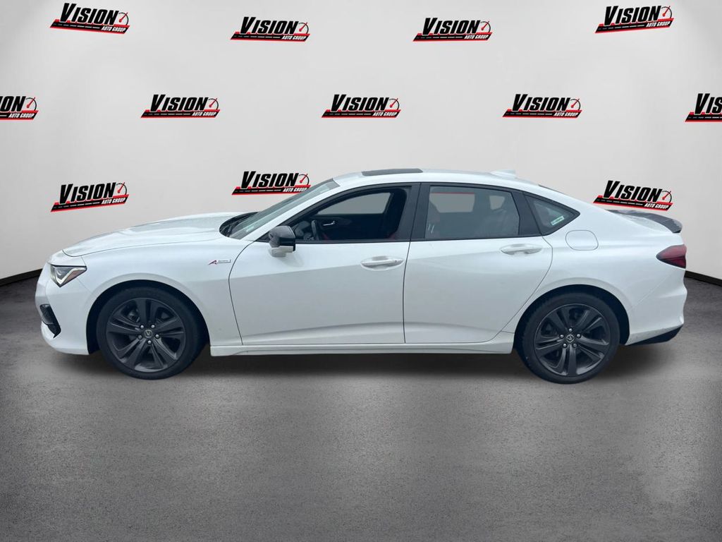 Vehicle image 7 of 40