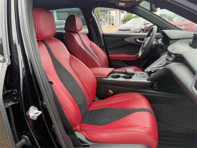 Vehicle image 31 of 36