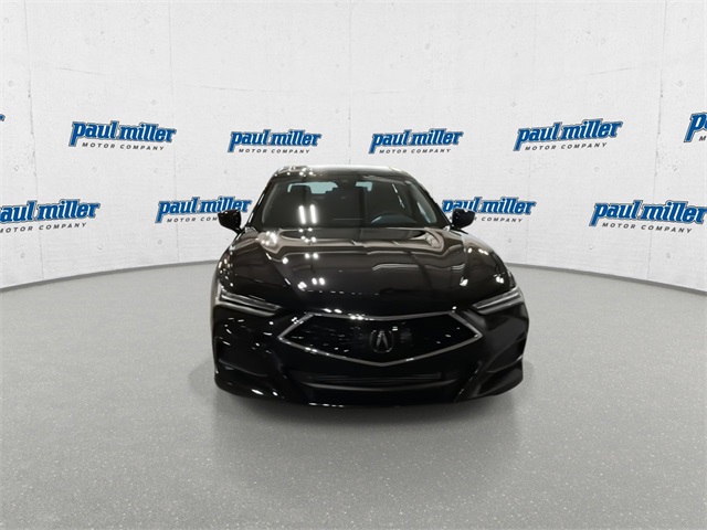 Vehicle image 4 of 35