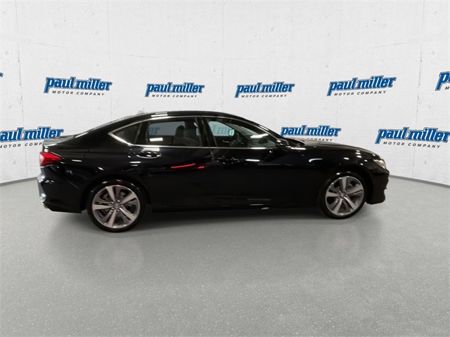 Vehicle image 7 of 35