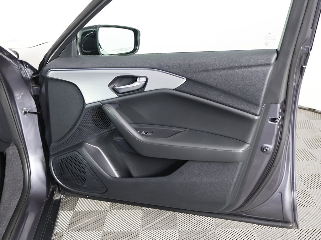 Vehicle image 20 of 48