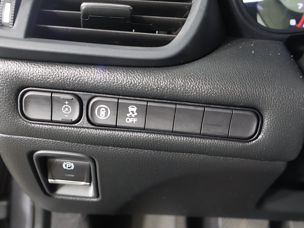 Vehicle image 39 of 48