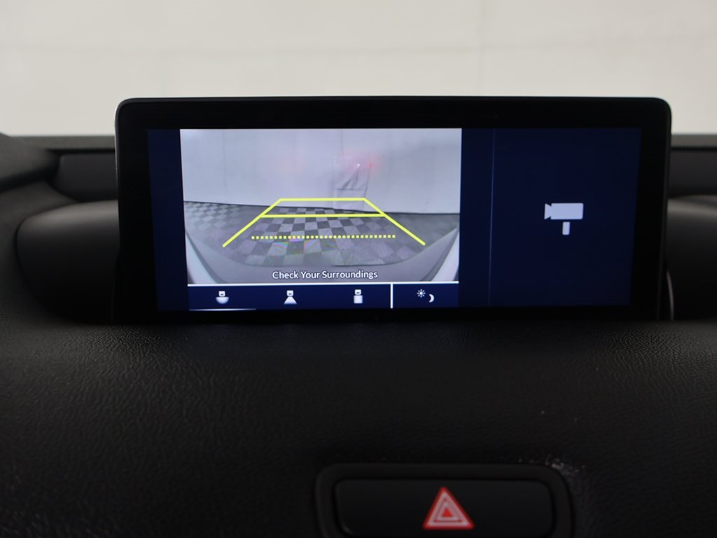 Vehicle image 33 of 48