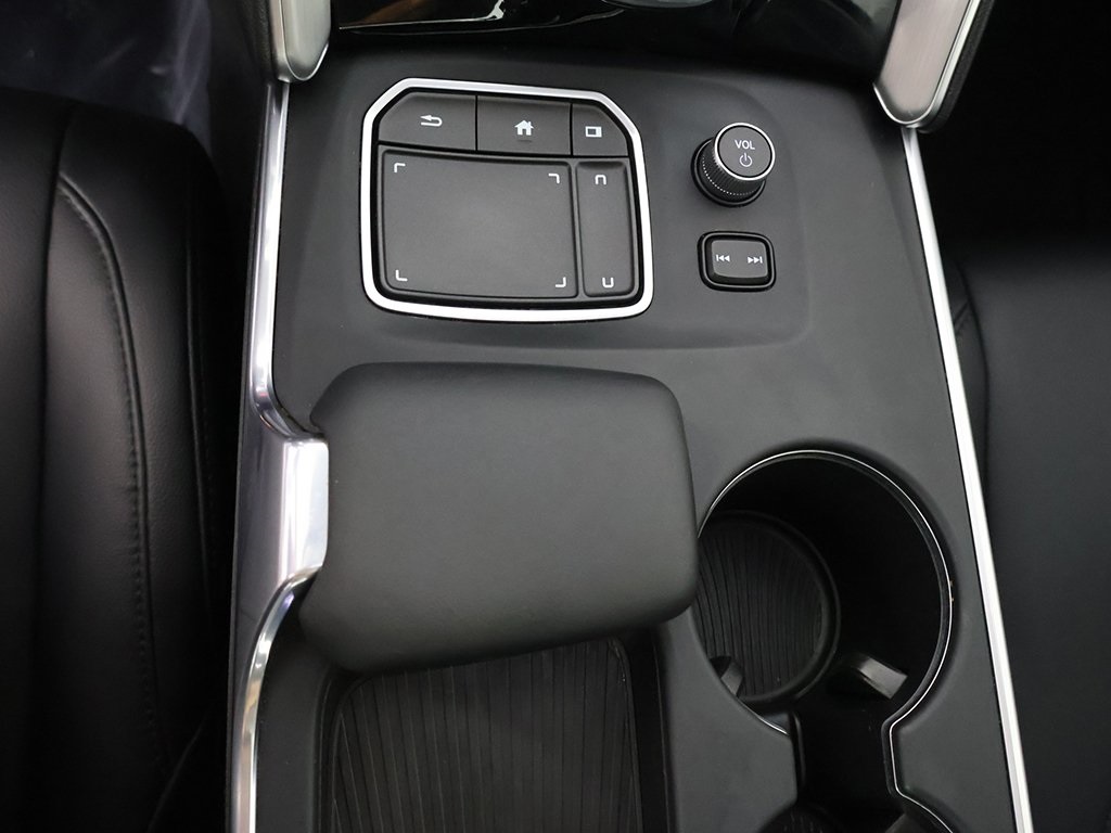 Vehicle image 36 of 48