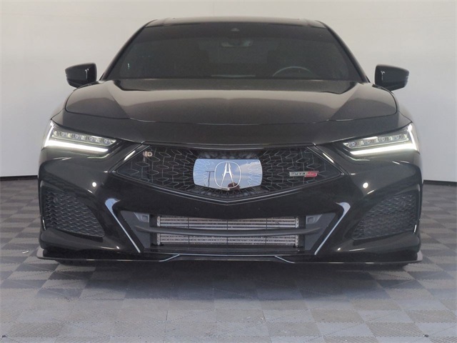 Vehicle image 4 of 30