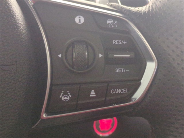 Vehicle image 25 of 30