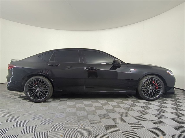 Vehicle image 5 of 30