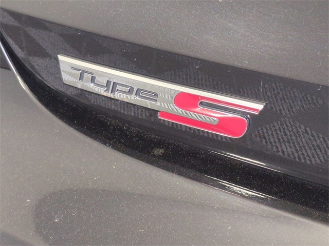 Vehicle image 11 of 30