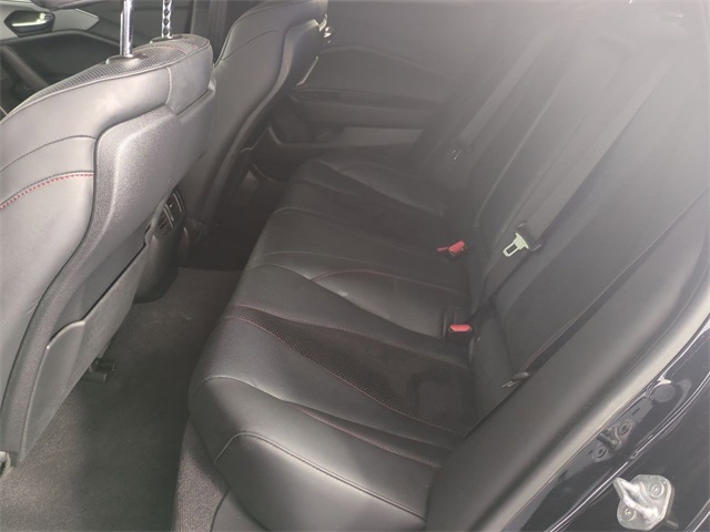 Vehicle image 17 of 30