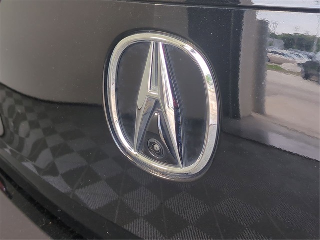 Vehicle image 10 of 30